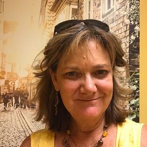 Meet your Posher, Linda